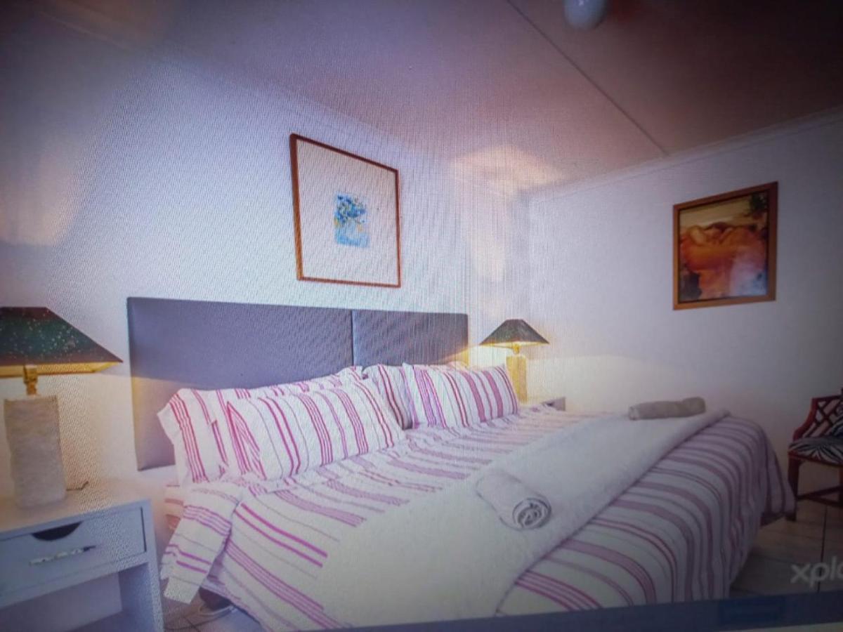 Agulhas Heights Self-Catering Cottages ภายนอก รูปภาพ